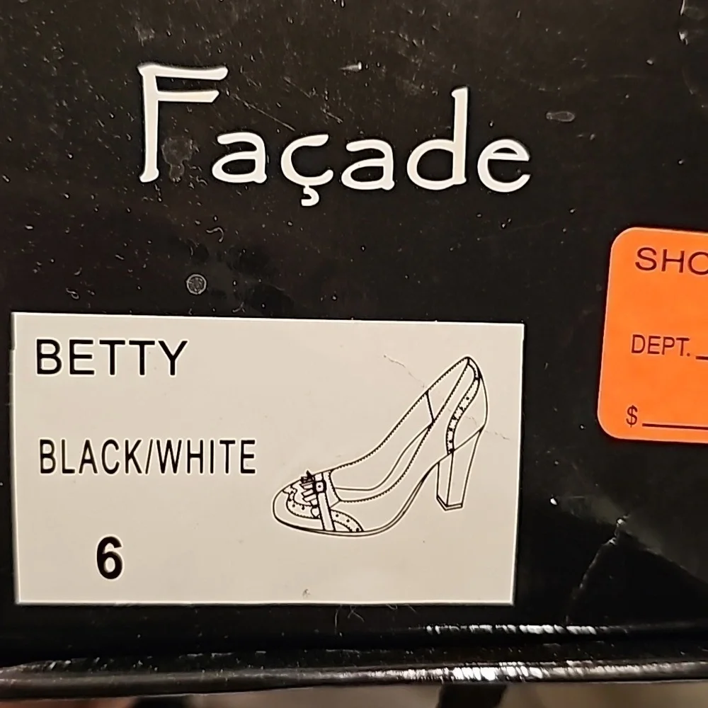 Facade Betty black and white heel 6